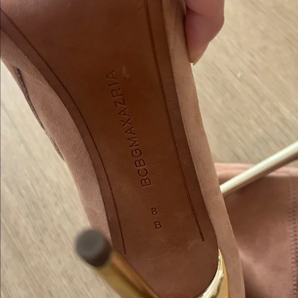 NWOT BCBGMaxAzria Light Pink Suede High Heels - Picture 8 of 11